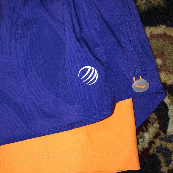 MPG Women’s Volleyball/Running Shorts Size Medium - Picture 2 of 4